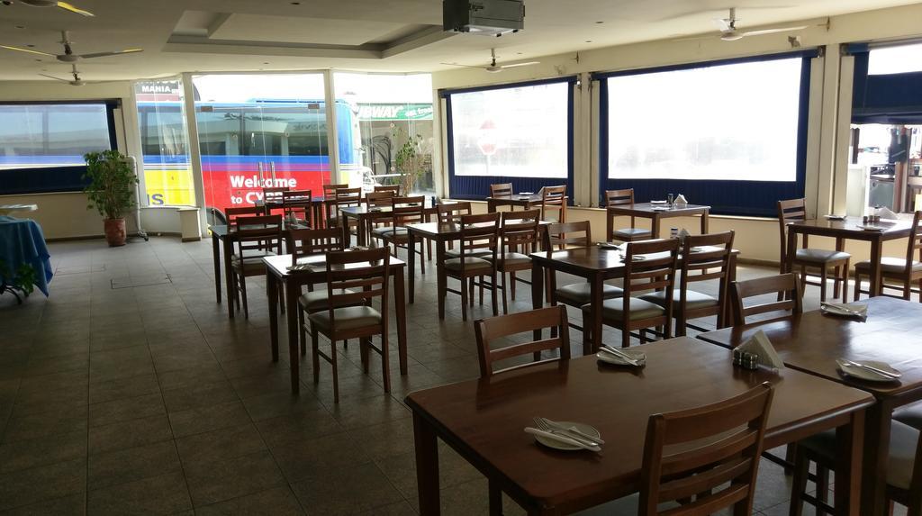 Daphne Hotel Apartments (Adults Only) Paphos Luaran gambar