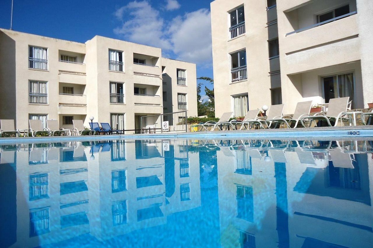 Daphne Hotel Apartments (Adults Only) Paphos Luaran gambar